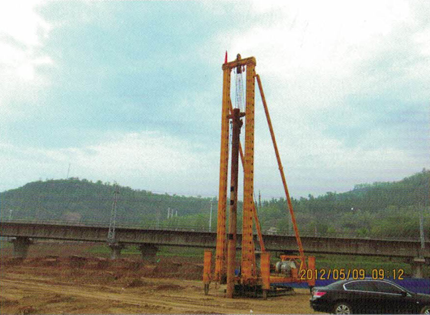 延安延長(zhǎng)石油快速裝煤火車(chē)站灰土擠密樁